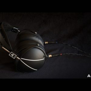 Audeze LCD 2 Closed Back Headphones 675x500 1
