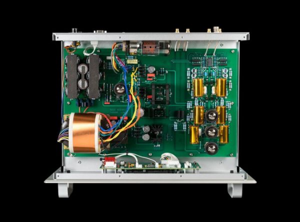 Audio Research Foundation PH9 Phono Pre amplifier 675x500 4
