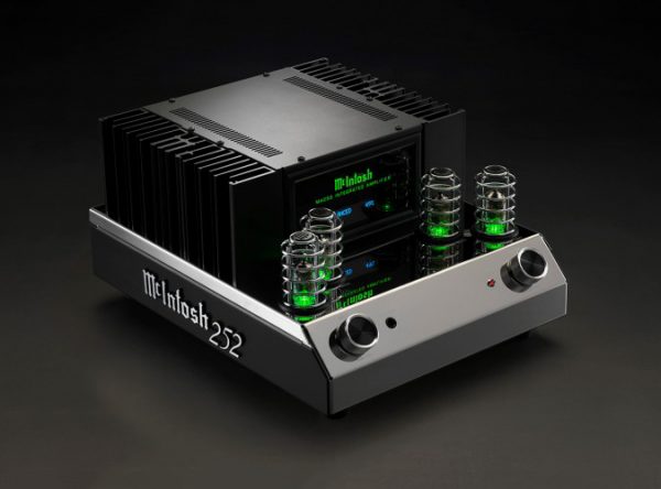 McIntosh MA252 2 Channel Integrated Amplifier 1